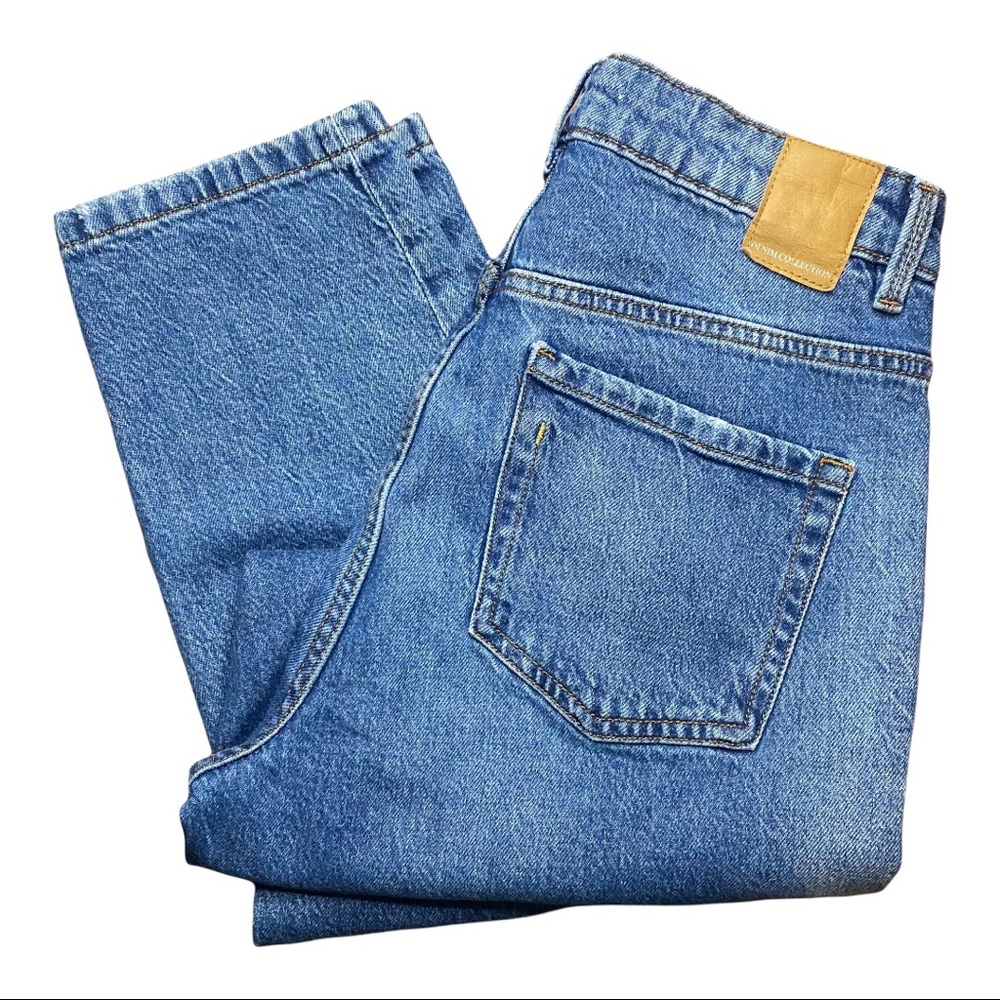 Zara High Rise Vintage Relaxed Fit Straight Leg Medium Wash Mom Jeans 8 - Picture 6 of 7